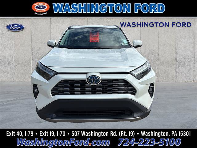 Used 2022 Toyota RAV4 Limited AWD/4WD image 7