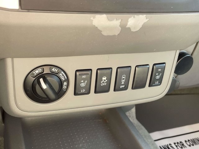 Used 2018 Nissan Frontier SV w/ Value Truck Package AWD/4WD image 26