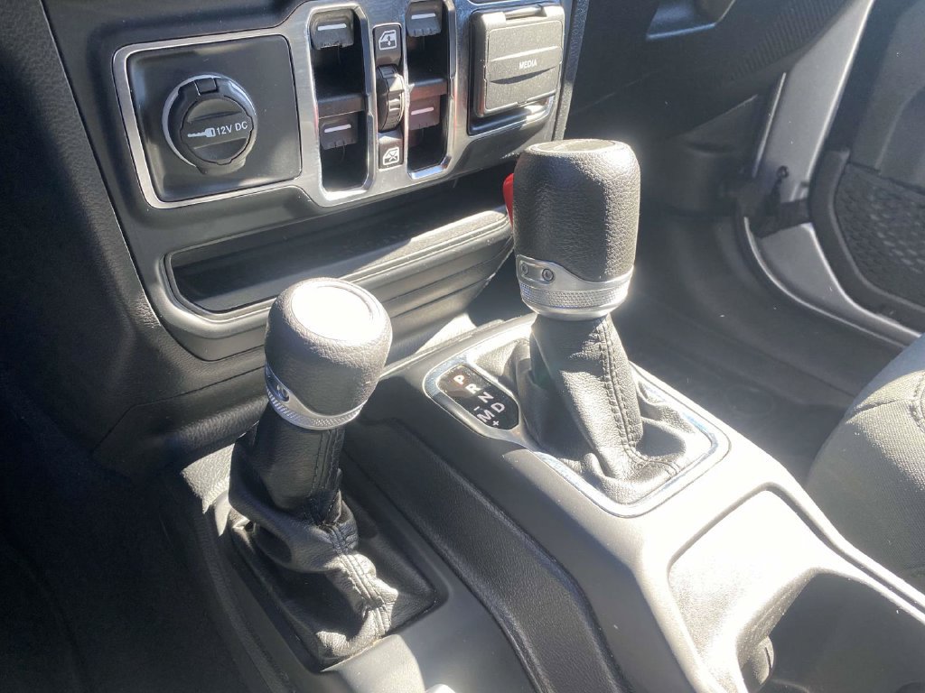 Used 2021 Jeep Gladiator Sport AWD/4WD image 27