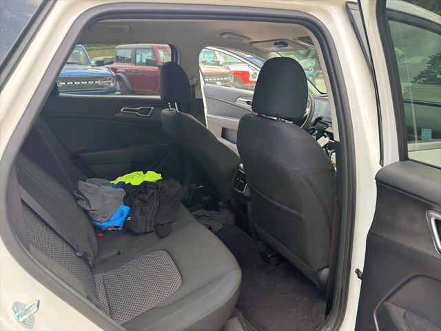 Used 2024 Kia Sportage LX FWD image 21