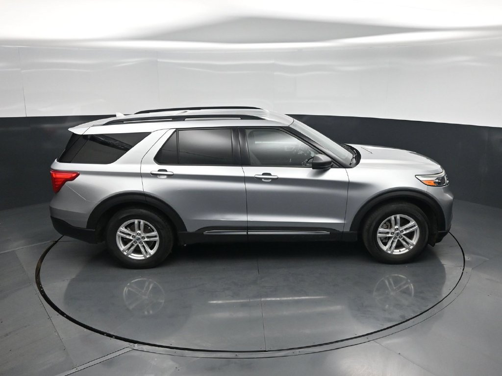 Certified 2020 Ford Explorer XLT RWD image 38