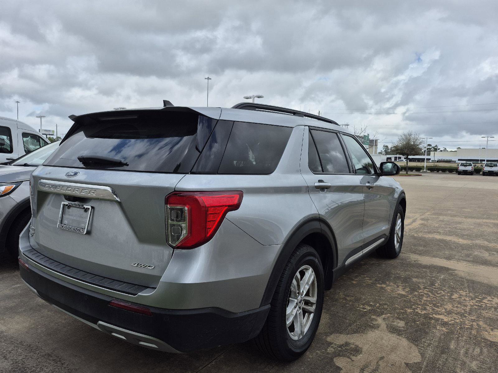 Certified 2023 Ford Explorer XLT w/ Equipment Group 202A image 3