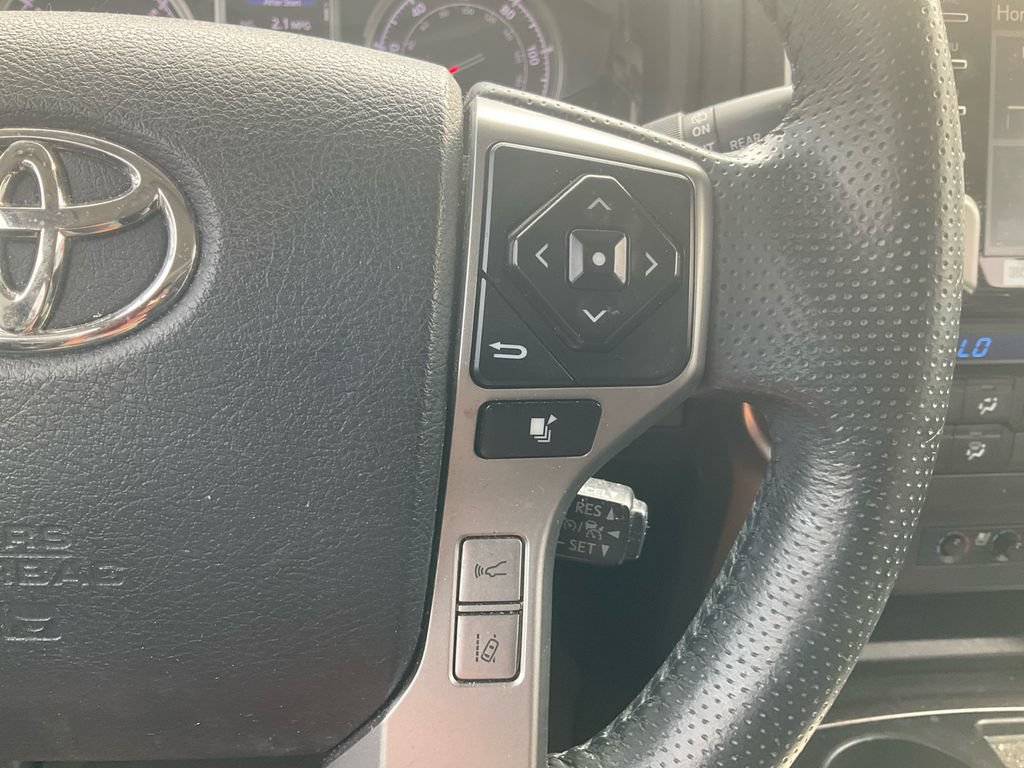 Used 2020 Toyota 4Runner Limited RWD image 22