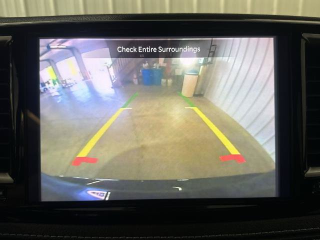 Used 2025 Chrysler Pacifica Limited FWD image 31