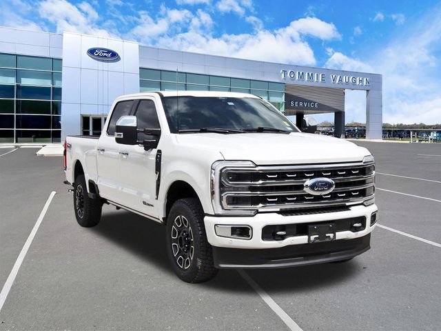 Certified 2024 Ford F250 Platinum w/ FX4 Off-Road Package AWD/4WD image 6