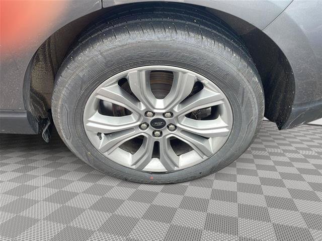 Certified 2024 Ford Edge Titanium AWD/4WD image 15