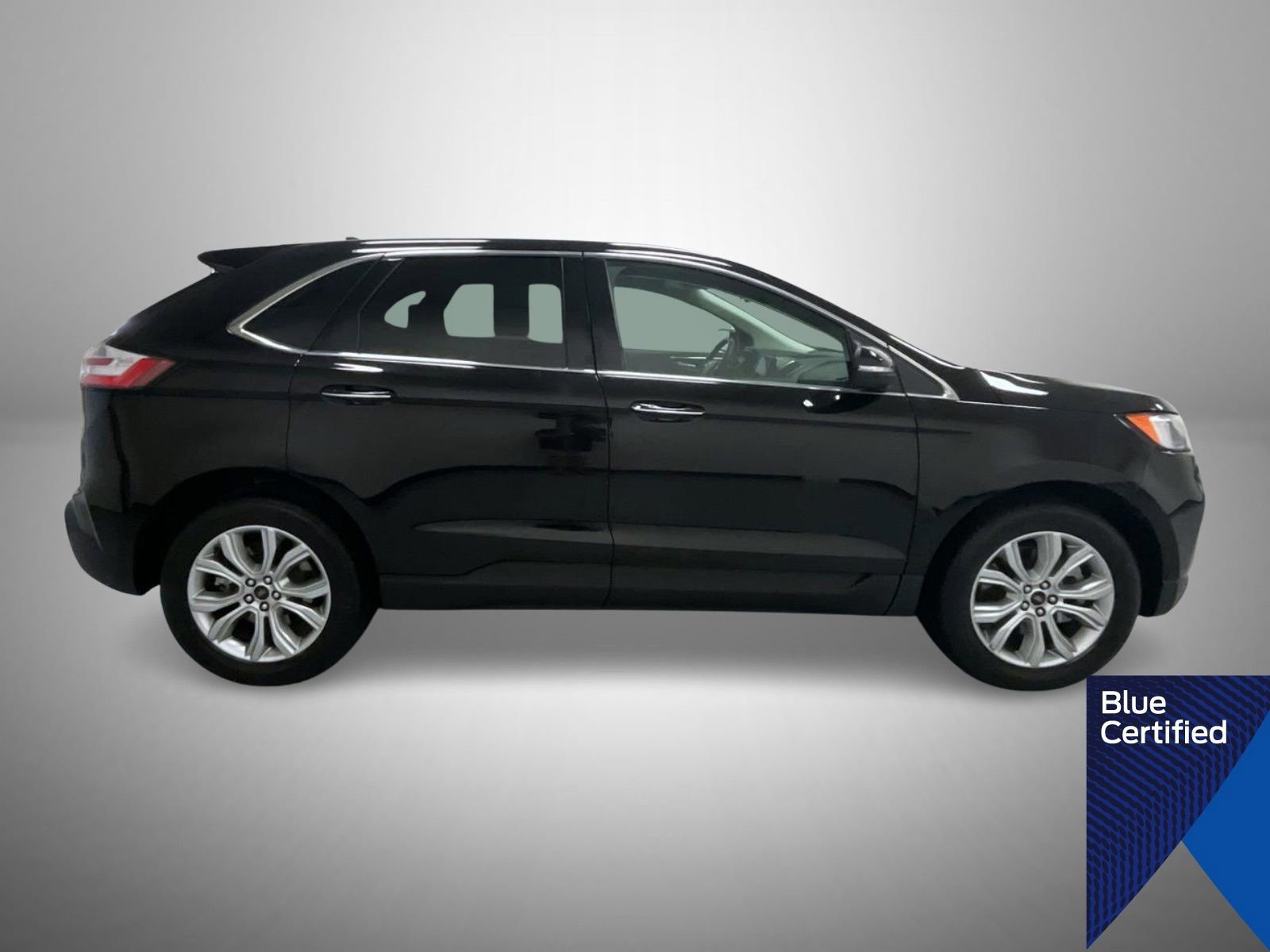 Certified 2024 Ford Edge Titanium image 6