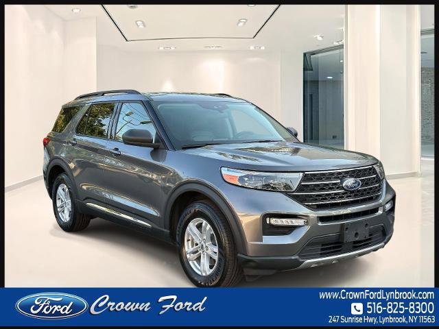 Certified 2022 Ford Explorer XLT w/ Equipment Group 202A AWD/4WD image 1