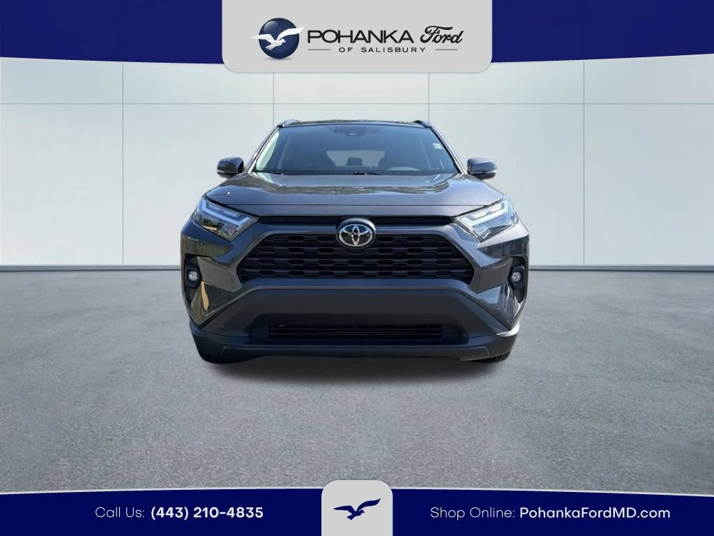 Used 2022 Toyota RAV4 XLE Premium AWD/4WD image 3