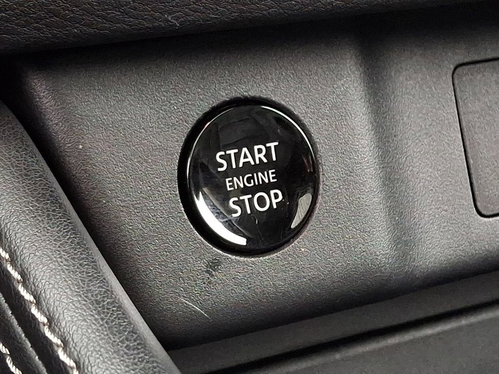 Used 2024 Nissan Rogue Platinum w/ Platinum Premium Package image 25