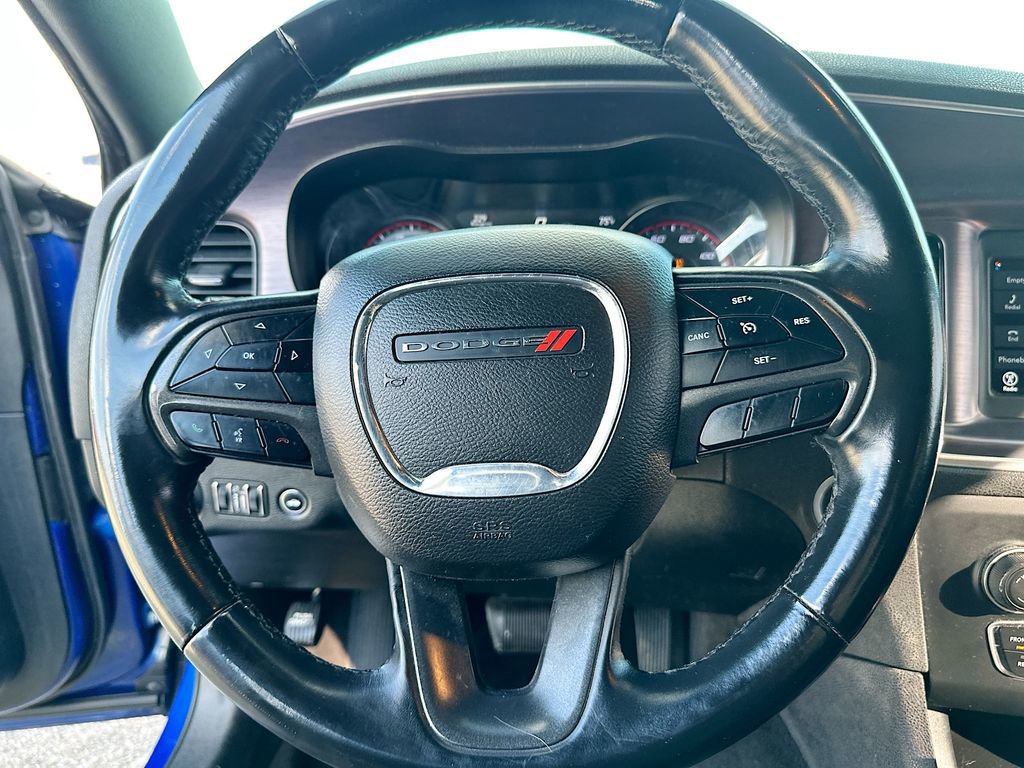 Used 2018 Dodge Charger SXT w/ Blacktop Package image 18