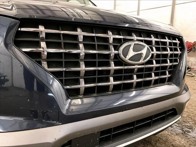 Used 2020 Hyundai Venue FWD image 29