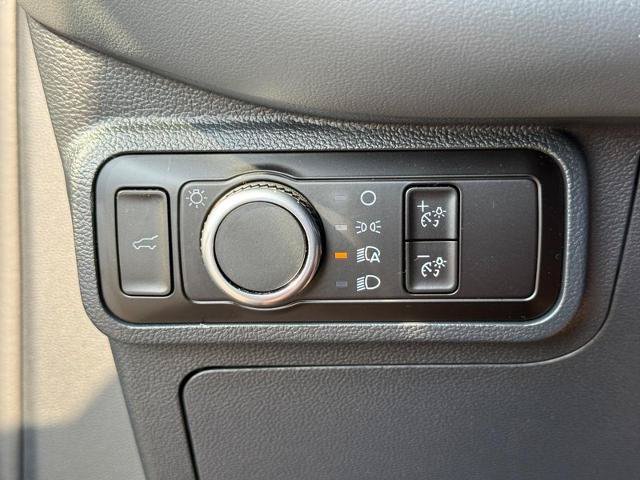 Certified 2026 Ford Explorer Active AWD/4WD image 23
