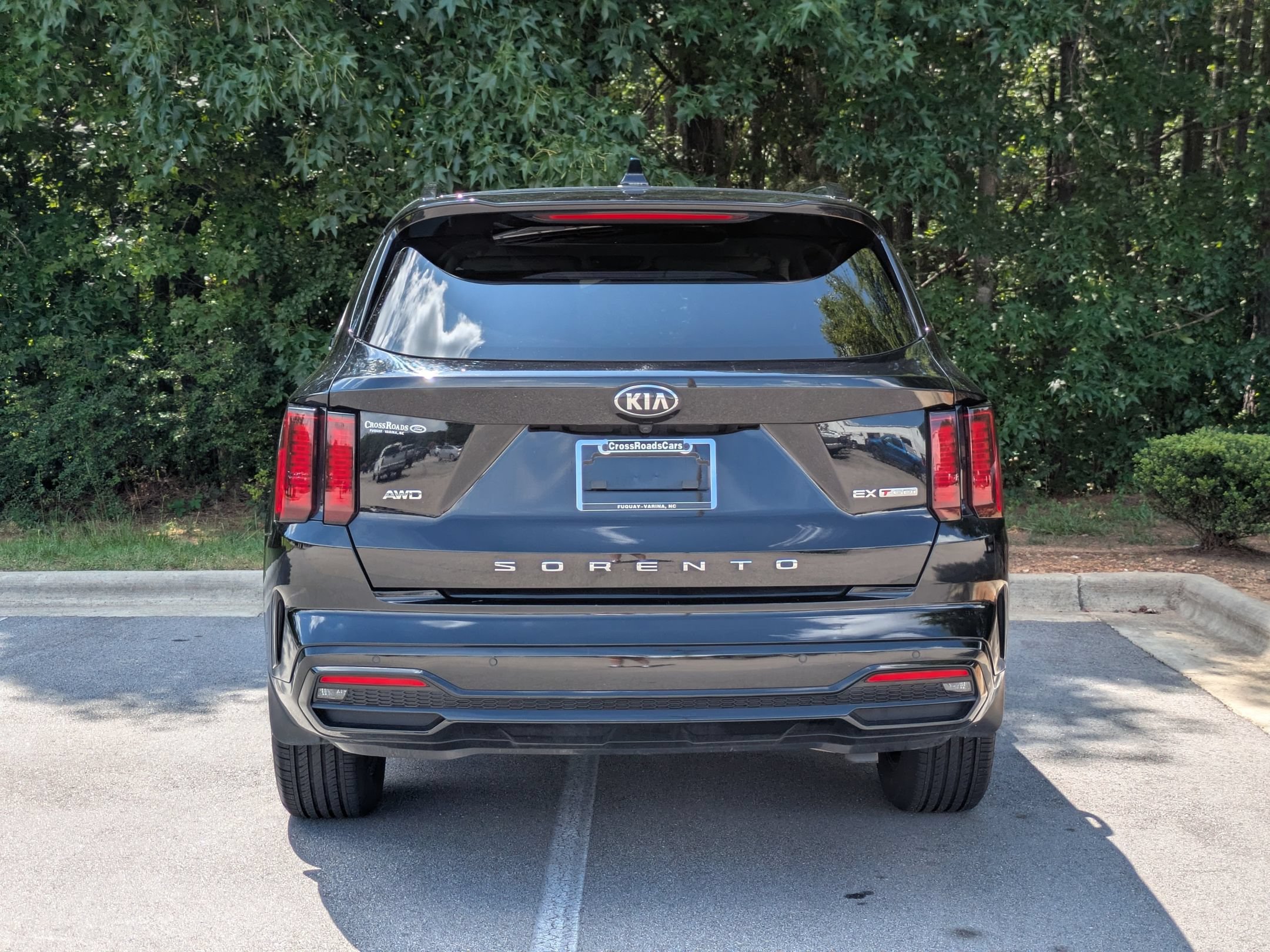 Used 2021 Kia Sorento EX w/ Panoramic Sunroof Package AWD/4WD image 4