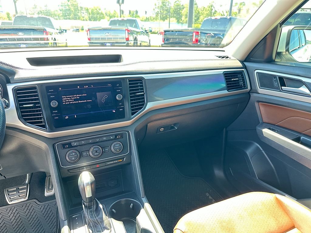 Used 2021 Volkswagen Atlas SE w/ Panoramic Sunroof Package FWD image 20