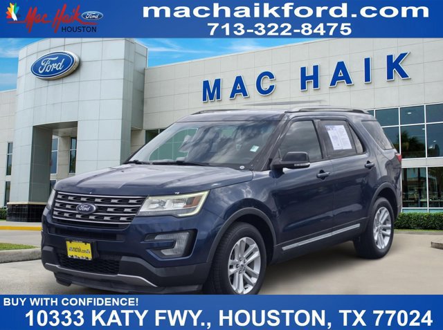 Certified 2017 Ford Explorer XLT image 5