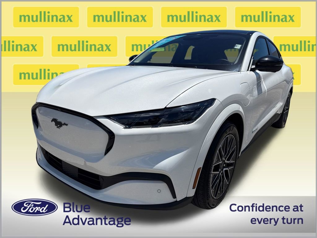 Certified 2025 Ford Mustang Mach-E Premium RWD image 11