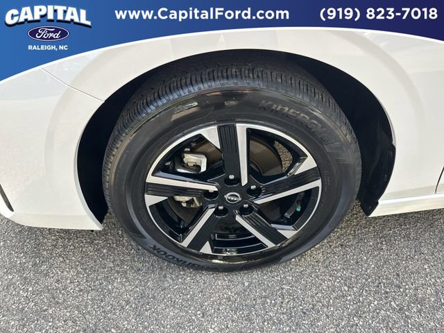 Used 2025 Nissan Sentra SV FWD image 13