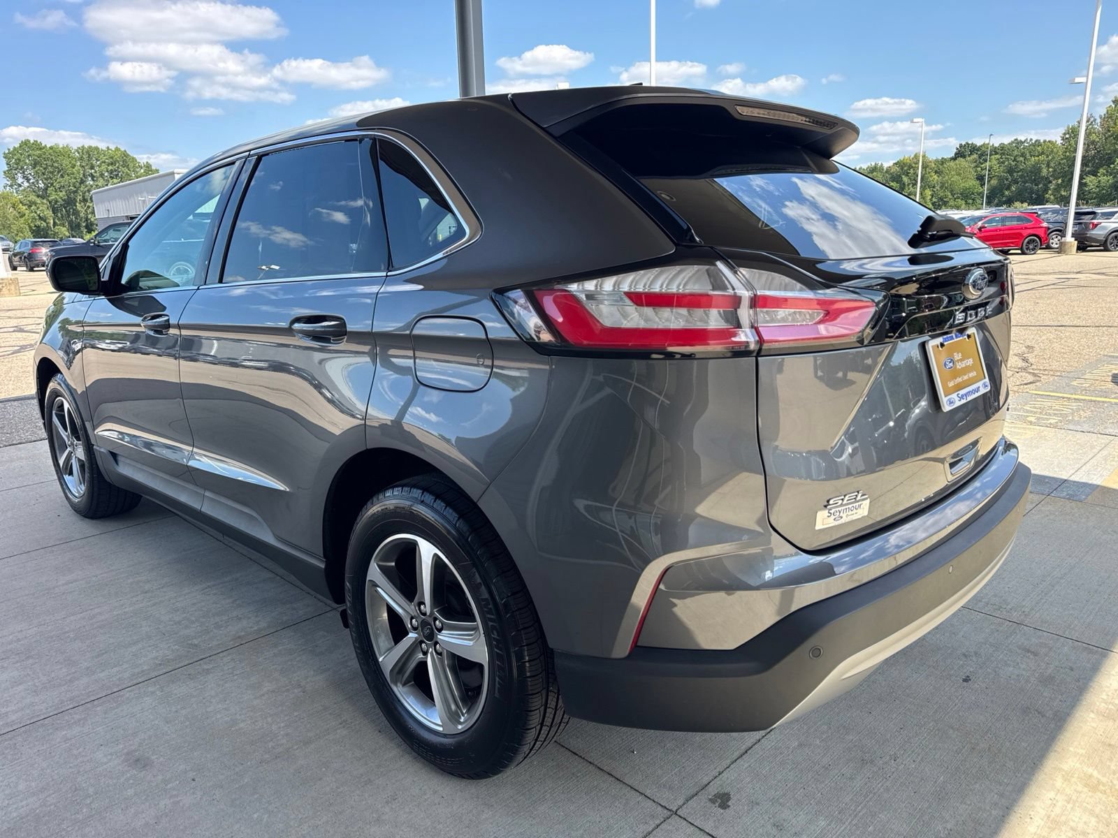 Certified 2024 Ford Edge SEL w/ Convenience Package AWD/4WD image 5