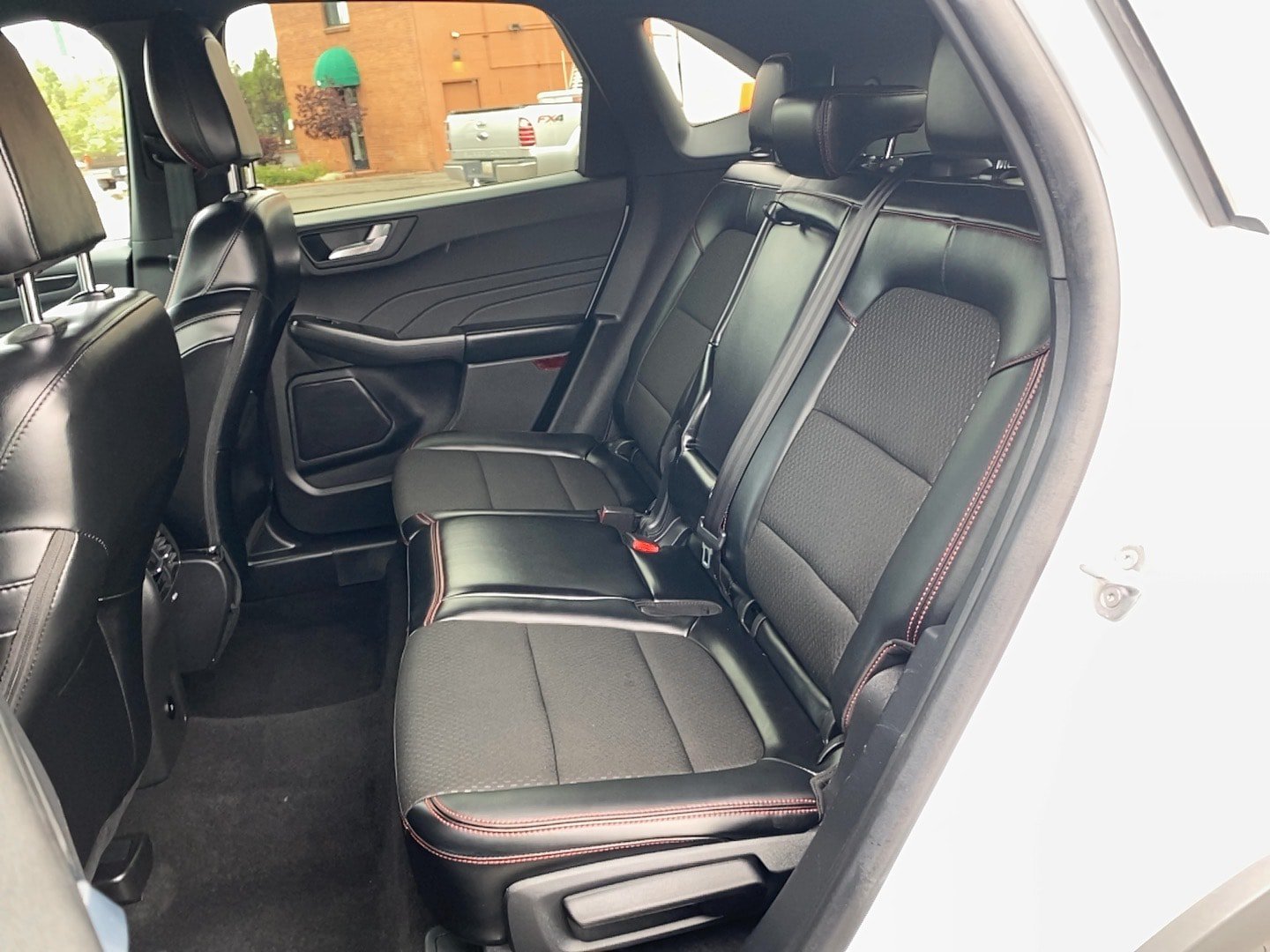Certified 2025 Ford Escape ST-Line Select AWD/4WD image 11