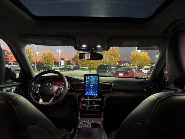 Certified 2022 Ford Explorer Limited w/ Limited Technology Package image 23