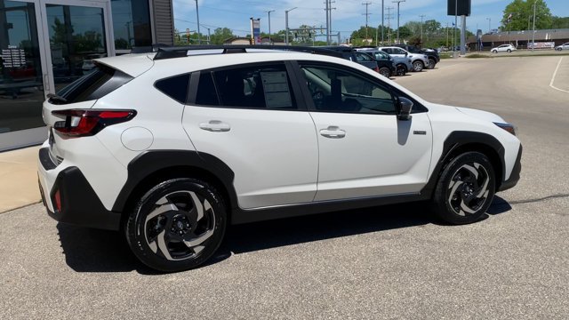 Used 2026 Subaru Crosstrek 2.5i Limited AWD/4WD image 2