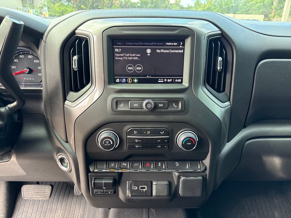 Used 2025 Chevrolet Silverado 2500 Custom w/ Custom Value Package AWD/4WD image 21