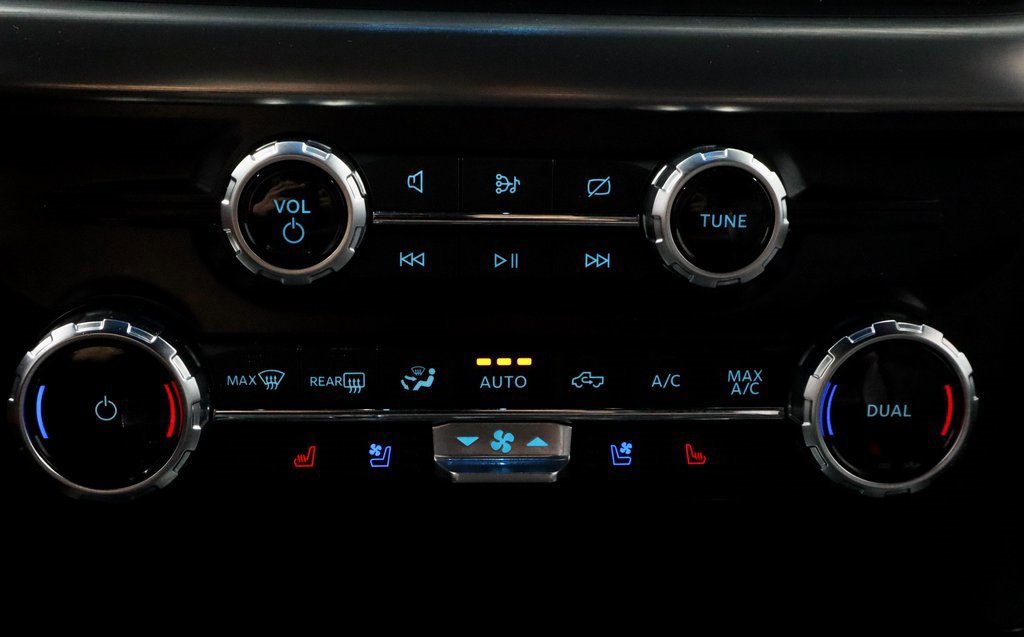 Certified 2023 Ford F150 Lariat w/ Equipment Group 502A High image 30