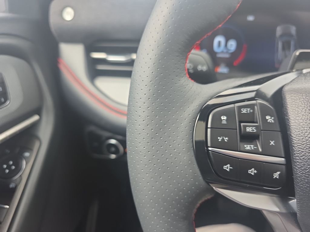 Certified 2025 Ford Explorer ST-Line w/ Premium Package image 31