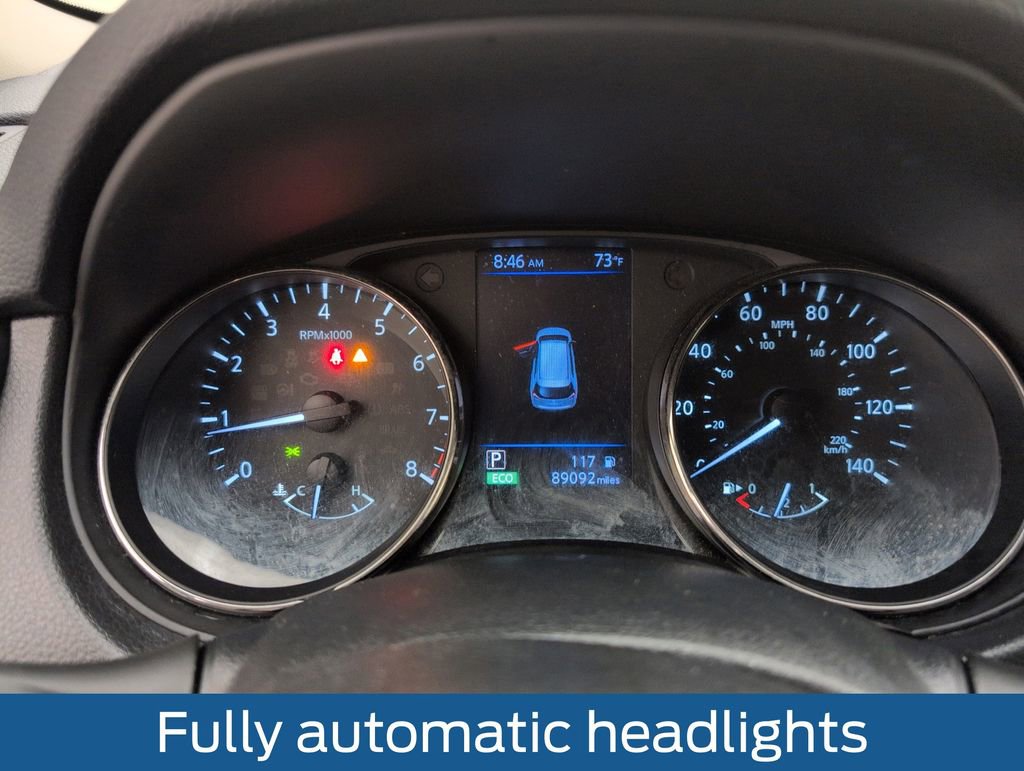 Used 2018 Nissan Rogue SV FWD image 22