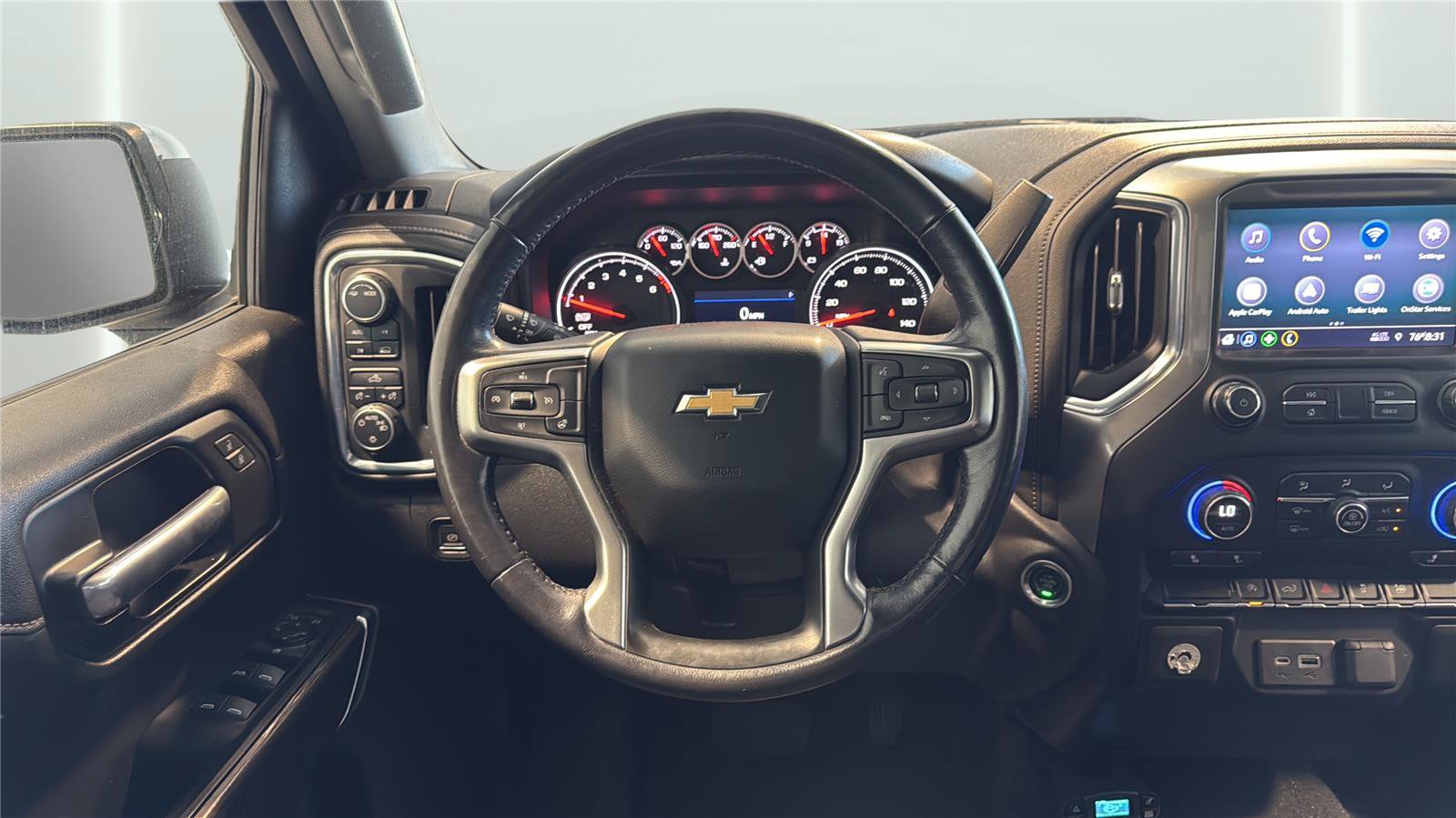 Used 2021 Chevrolet Silverado 1500 LT AWD/4WD image 14