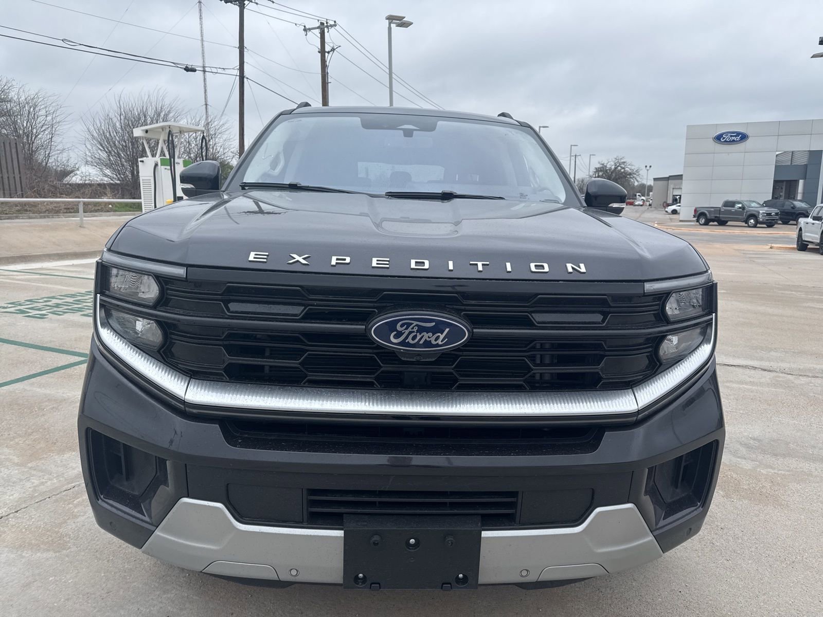 Certified 2025 Ford Expedition Max Platinum image 8