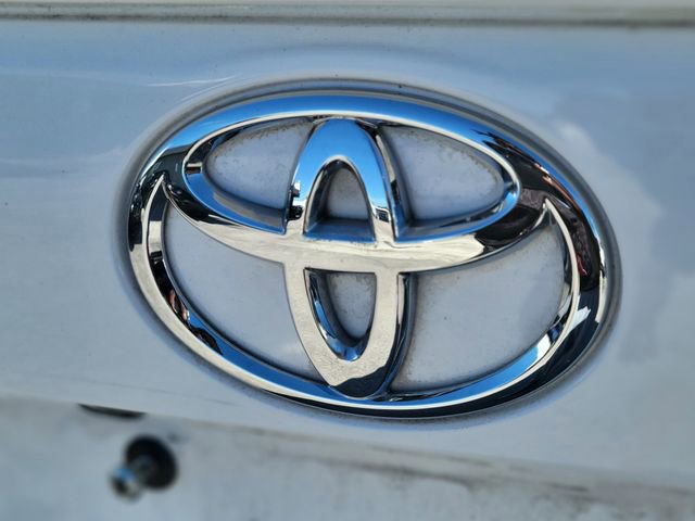 Used 2024 Toyota RAV4 LE image 4