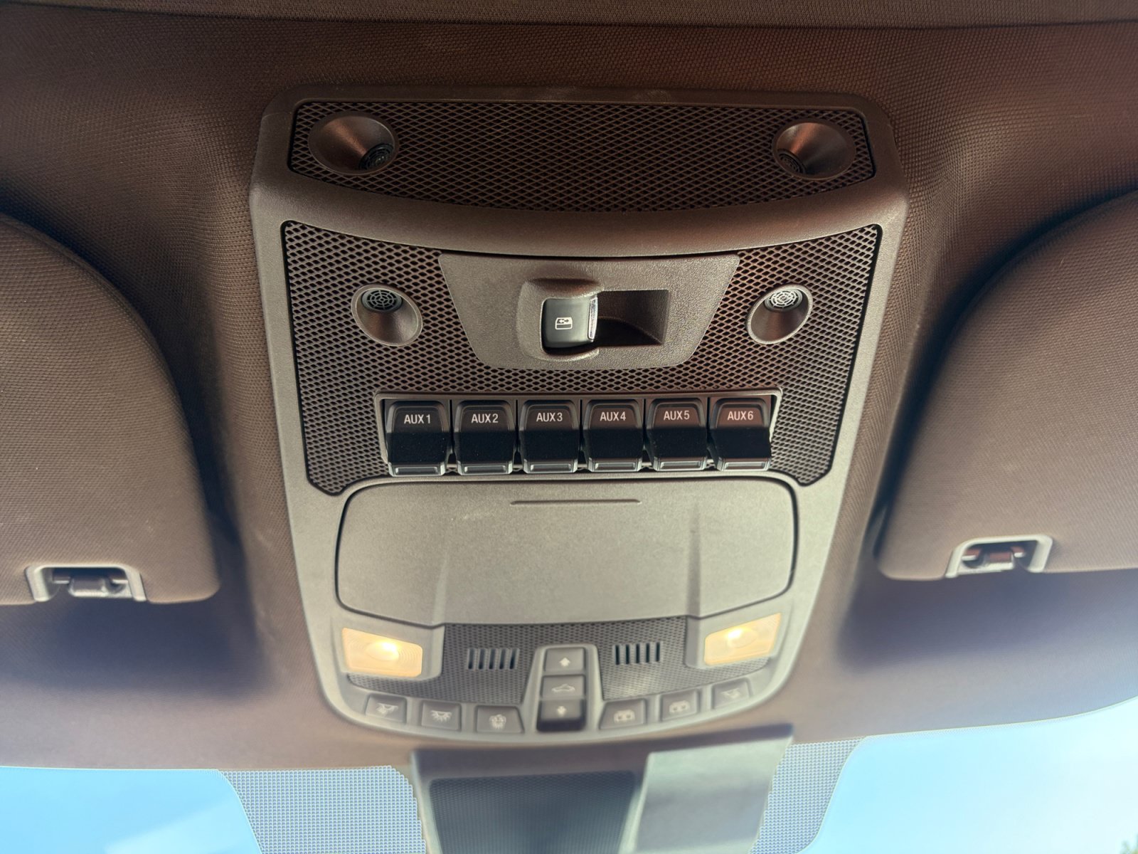 Certified 2022 Ford F350 King Ranch w/ King Ranch Ultimate Package AWD/4WD image 24