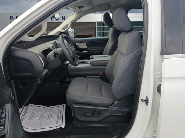 Certified 2025 Ford Expedition Max Active image 9