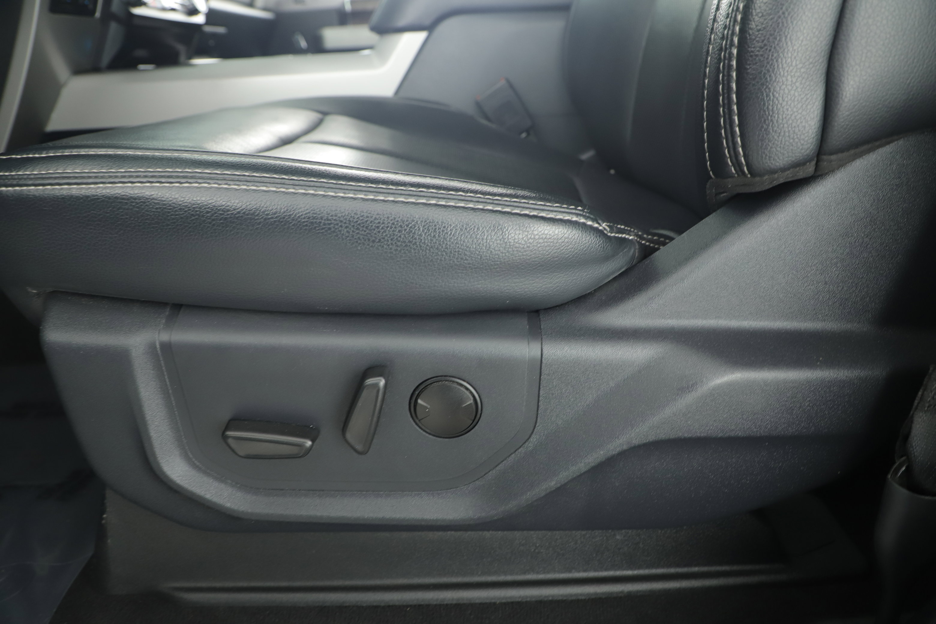 Certified 2022 Ford F250 Lariat image 10