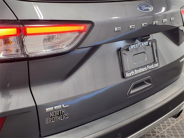 Certified 2021 Ford Escape SEL w/ Technology Package image 30