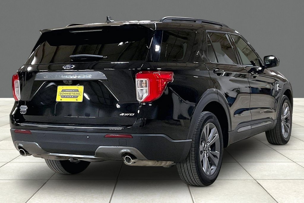 Certified 2023 Ford Explorer XLT w/ Equipment Group 202A AWD/4WD image 12