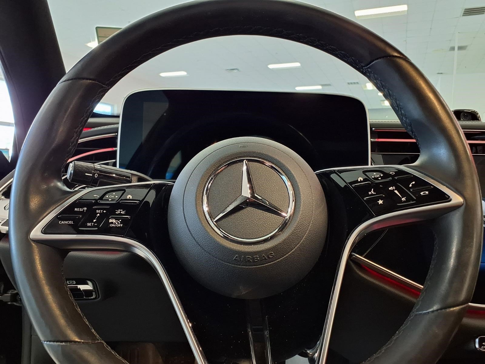 Used 2024 Mercedes-Benz E 350 4MATIC Sedan image 21