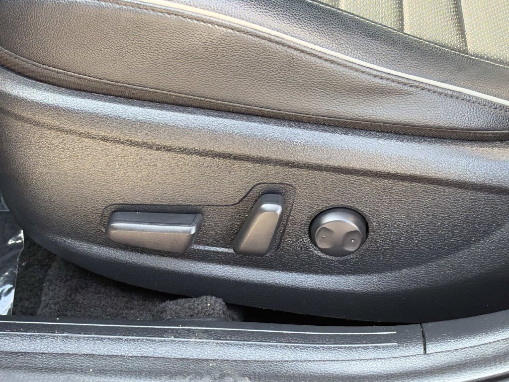 Used 2023 Kia Forte GT-Line w/ GT-Line Premium Package FWD image 22