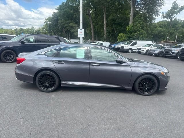 Used 2021 Honda Accord Touring image 9