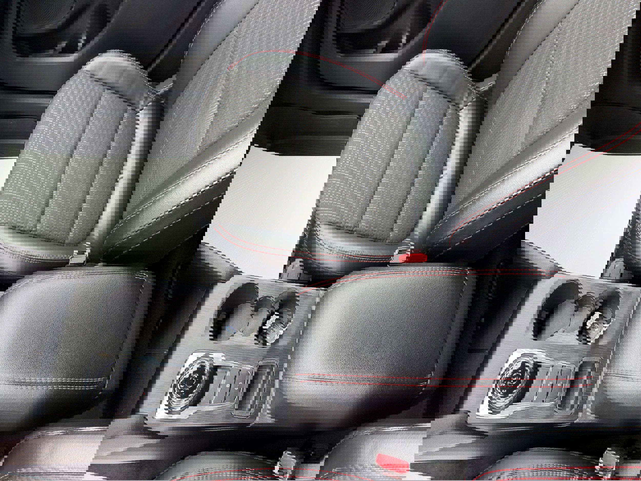 Certified 2023 Ford Escape ST-Line w/ Tech Pack #1 image 14