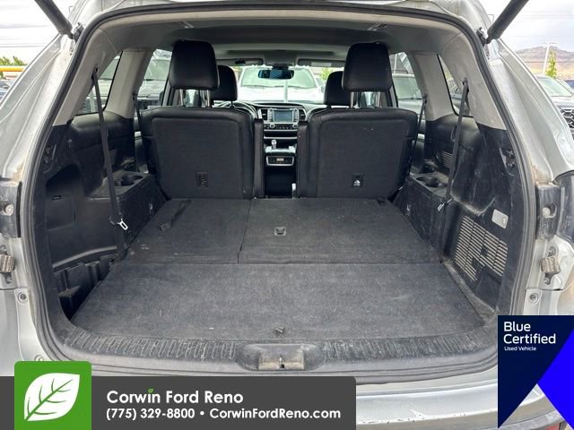 Used 2019 Toyota Highlander XLE AWD/4WD image 11