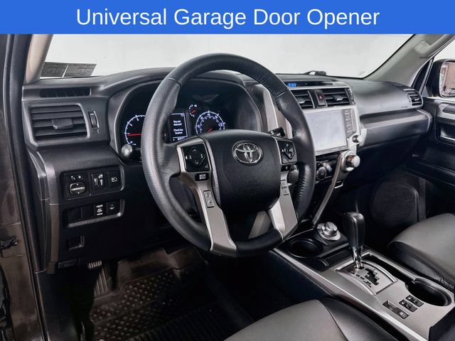 Used 2022 Toyota 4Runner SR5 Premium w/ Moonroof Package AWD/4WD image 22