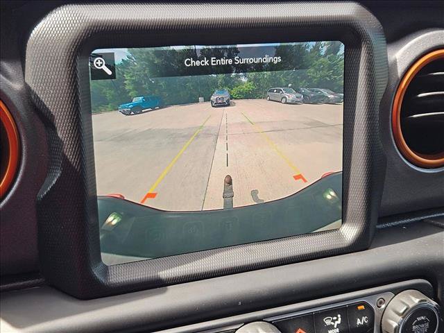 Used 2020 Jeep Gladiator Mojave AWD/4WD image 13
