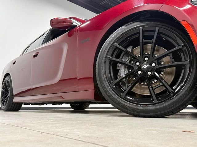 Used 2018 Dodge Charger R/T image 3
