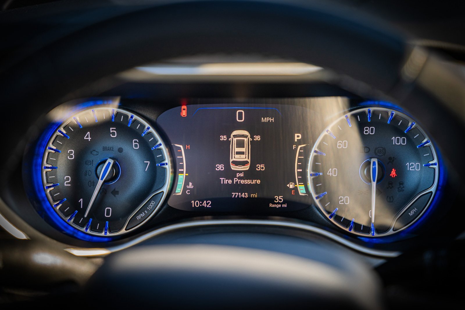 Used 2023 Chrysler Pacifica Touring-L image 25