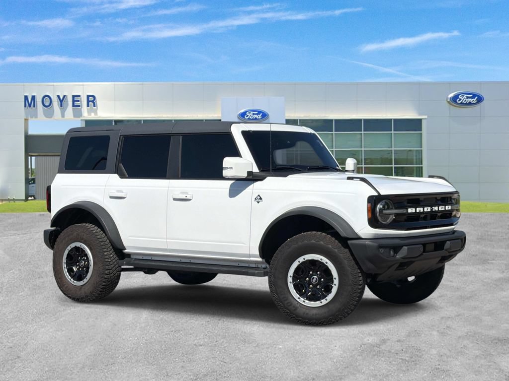 Certified 2023 Ford Bronco Outer Banks w/ Sasquatch Package AWD/4WD image 1