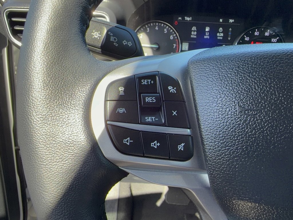 Certified 2022 Ford Explorer XLT w/ Equipment Group 202A image 27
