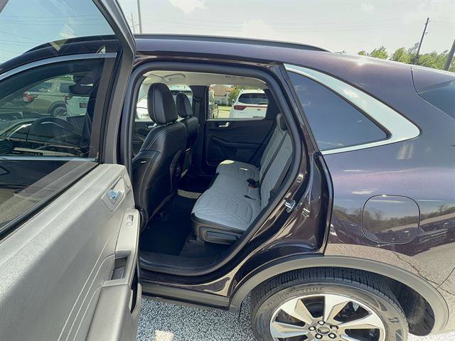 Certified 2023 Ford Escape Platinum w/ Premium Technology Package AWD/4WD image 20